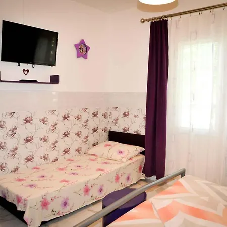 Apartment In Lopar/insel Rab 36282 Lopar