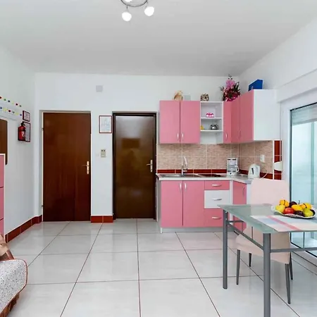 In - Insel Rab 36282 Апартаменты