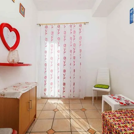 In - Insel Rab 36282 Апартаменты