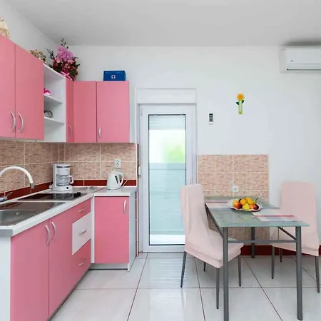 In - Insel Rab 36282 Апартаменты Лопар